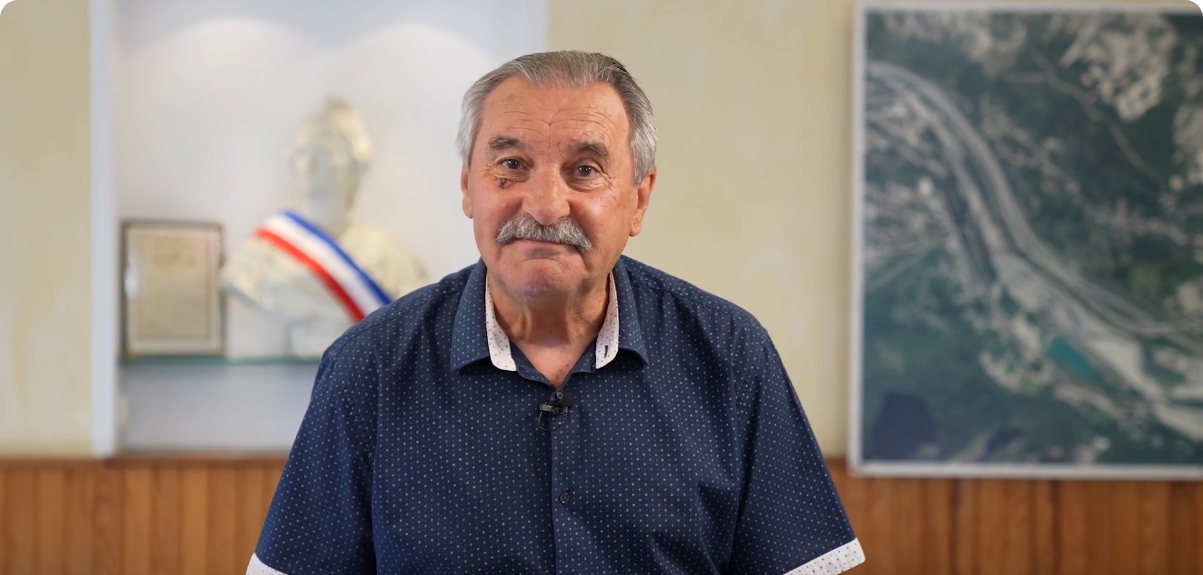 Portrait de François Rovasio, maire de Saint-Julien-Montdenis